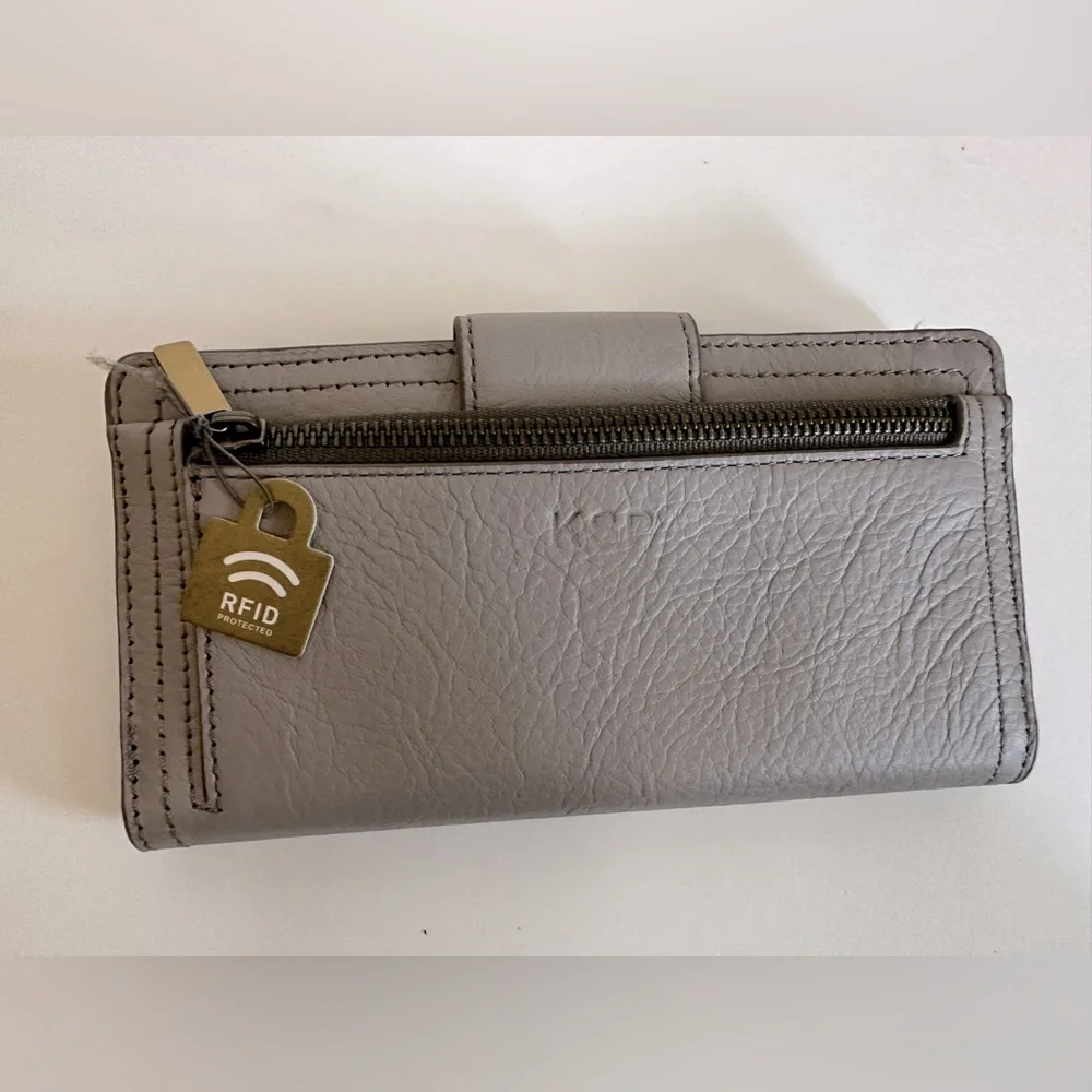 Fossil | RFID Leather Tab Bifold Wallet - Picture 2 of 3